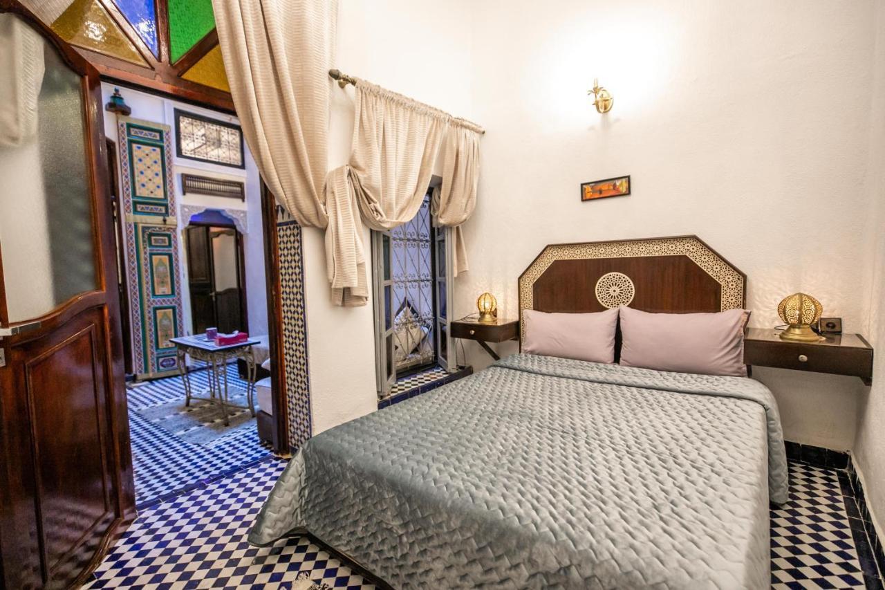 Riad Skilffo فاس المظهر الخارجي الصورة